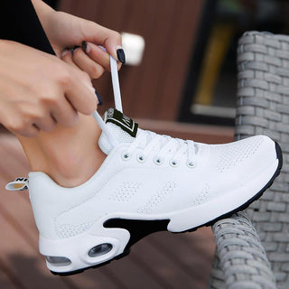 Running Lady Snickers Female GME-0093 alodia store