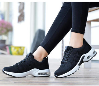 Running Lady Snickers Female GME-0093 alodia store
