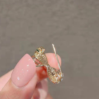 Fashion Brooch Set Flower Bow Brooches for Women Metal Anti-glare Lapel Pin Fixed Clothes Pins Sweater Coat Clothing Accessories alodia store
