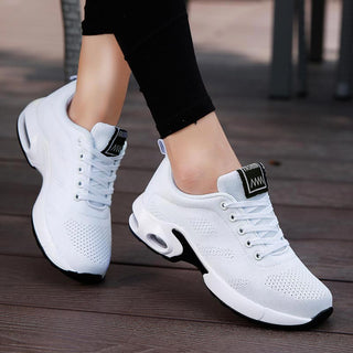Running Lady Snickers Female GME-0093 alodia store