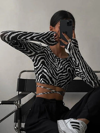 Sexy Backless Lace ups Pullover Tees Women Autumn Black O-neck Slim Longsleeve Short T-Shirt Alodia Store