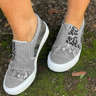 Women Canvas Shoes Fashion Snake Printed Luxury Flats Shoes