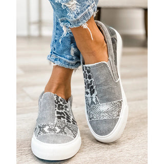 Women Canvas Shoes Fashion Snake Printed Luxury Flats Shoes