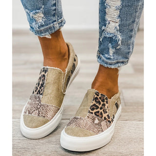 Women Canvas Shoes Fashion Snake Printed Luxury Flats Shoes