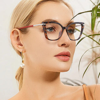 Women Cat Eye Plain Glass Spectacles Stylish Computer Glasses Anti Blue Light Luxury Optical Frame Fashion Eyewear for Ladies