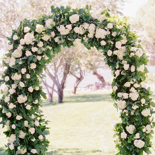 Guirnalda de fulles d'heura de vinya de flors artificials de glicines, flors de roses de seda, vinya de corda de vímet, flor d'arc de casament, decoració del jardí de la llar