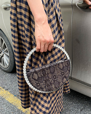 Luxury Colored Diamond Half Moon Women Purses and Handbags Evening Bag Serpentine Designer Party Clutch Bag Chic Wedding Bag