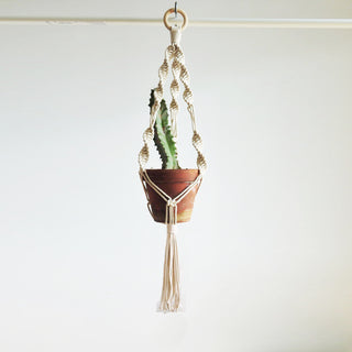 good quality plant hanger pot hanging for home garden macrame plant hanger for bacony pot hanging indoor