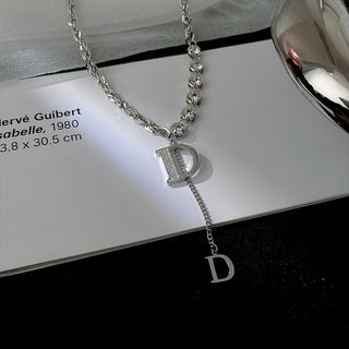 Design Sense Micro Setting Zircon D Letter Pendant Long Necklace Winter Sweater Chain Fashion Jewelry For Woman Girls Party Gift